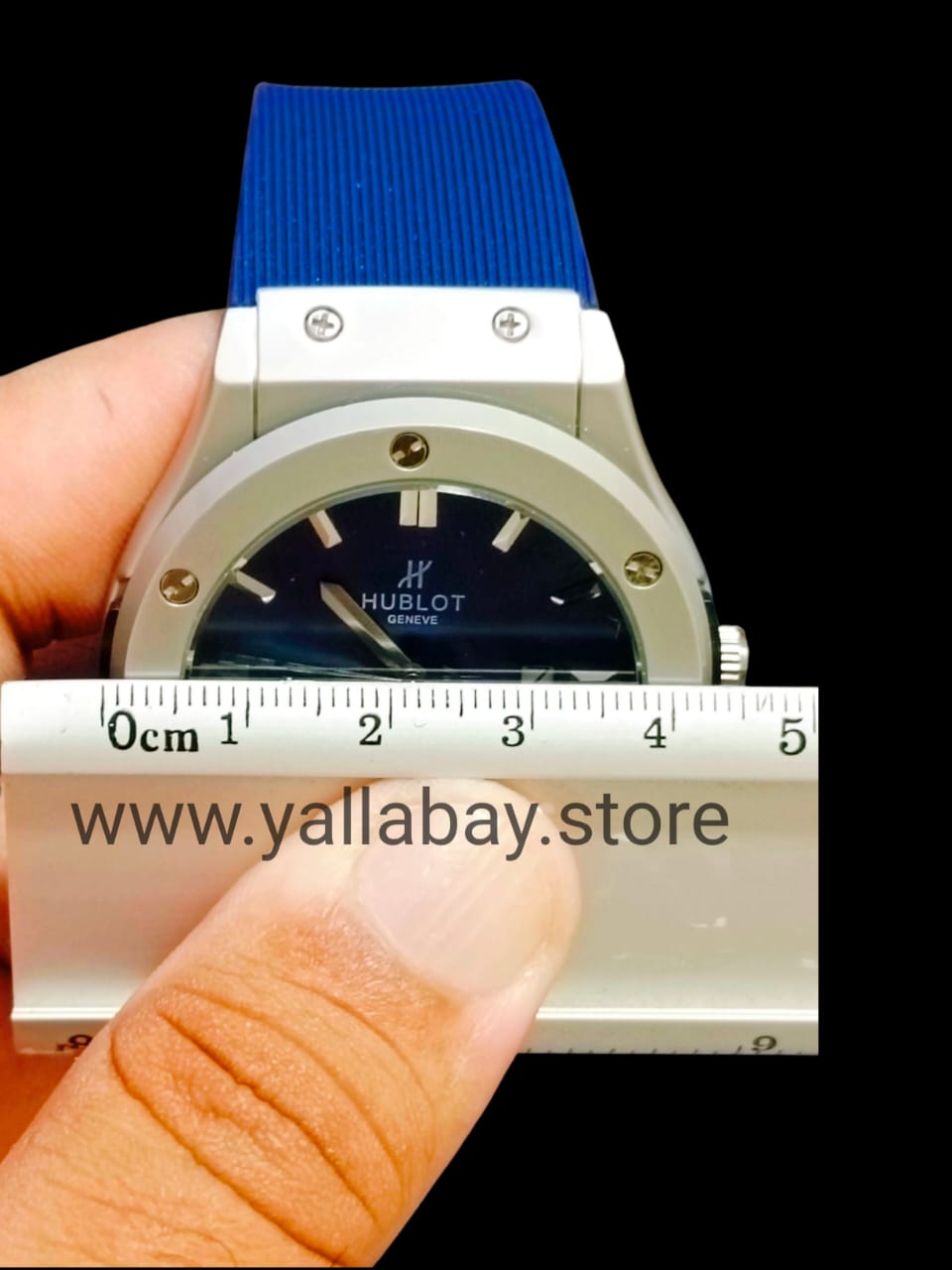 Hublot Quartz Classic Fusion Titanium 45mm – Blue & Black WATCH  WITH BOX