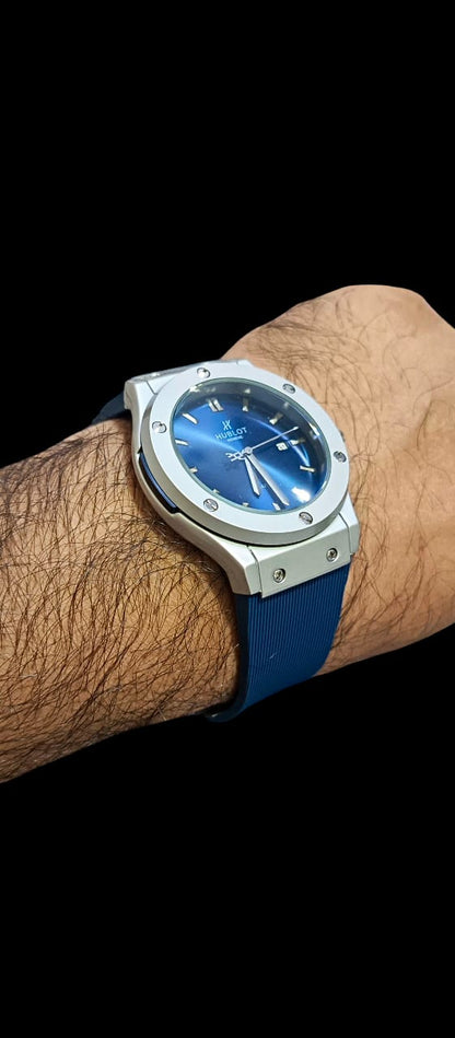 Hublot Quartz Classic Fusion Titanium 45mm – Blue & Black WATCH  WITH BOX